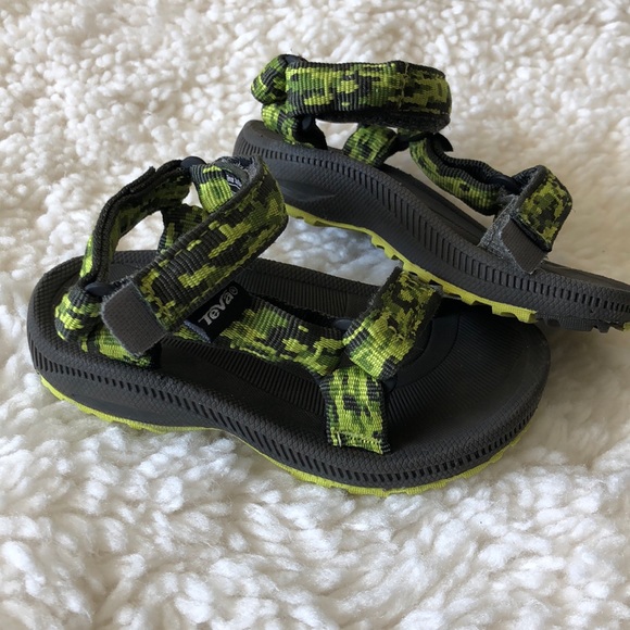 teva shoes for kids